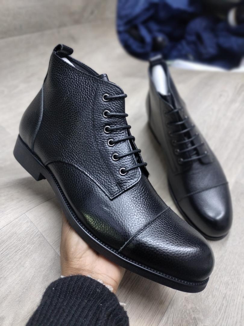 Clarks Men's Classic Black Textured Leather Ankle Boots | Official Shoes (Best Shop for Quality Shoes, Sneakers, Casuals, Boots, Oxfords, Officials and Shoe Accessories)