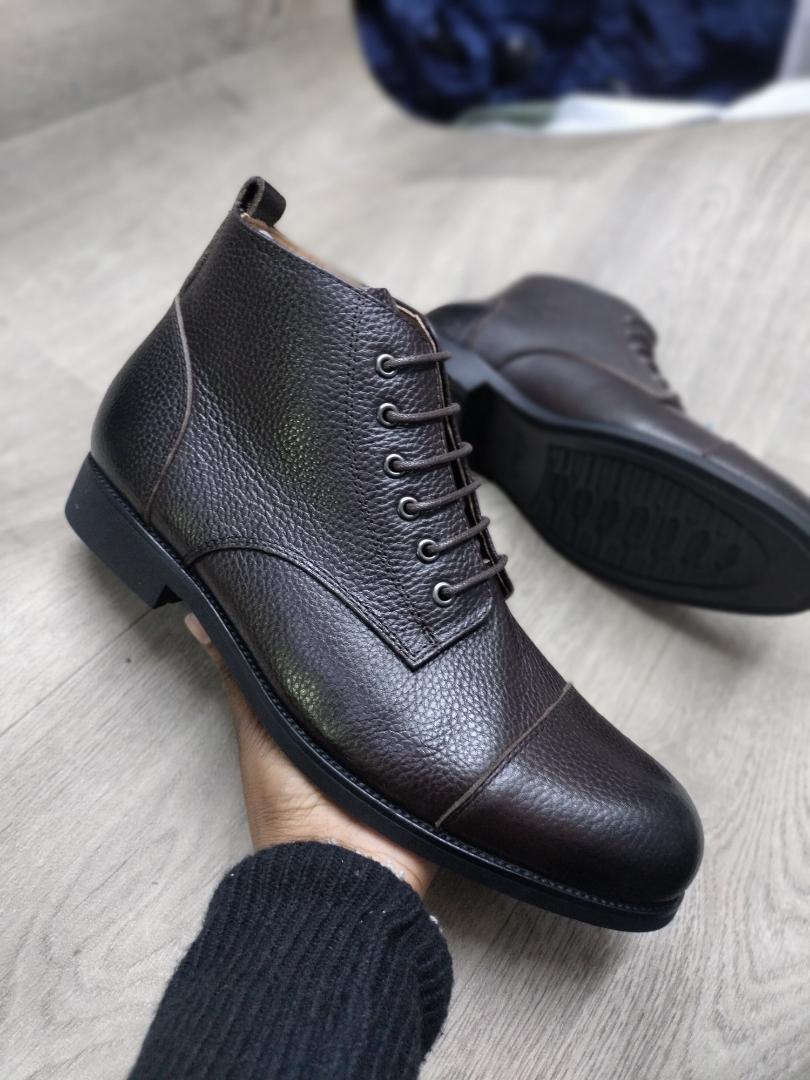 Clarks Men's Classic Brown Textured Leather Ankle Boots | Official Shoes (Best Shop for Quality Shoes, Sneakers, Casuals, Boots, Oxfords, Officials and Shoe Accessories)