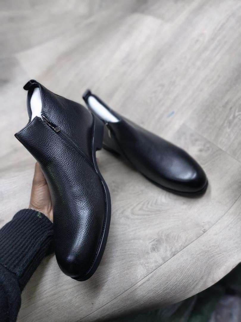 Clarks Men's Classic Slip on Leather Ankle Boots | Official Shoes (Best Shop for Quality Shoes, Sneakers, Casuals, Boots, Oxfords, Officials and Shoe Accessories)