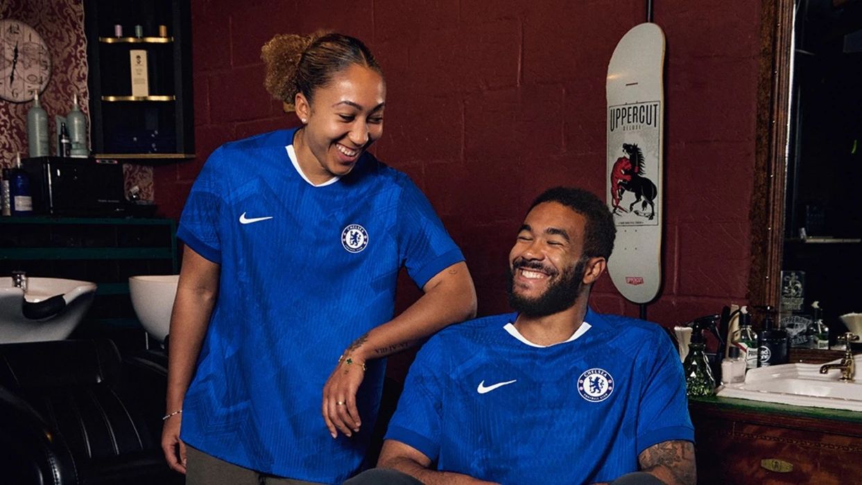 Chelsea 25/26 Blue Home Football Shirt – Stylish, Sweat-Wicking, Athletic Jersey for Training and Game Day