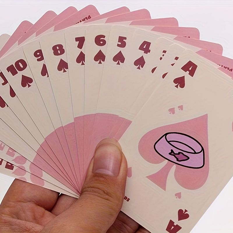 Adorable Kitten Poker: Cartoon Portable Party and Travel Group Building Card Game