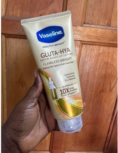 Vaseline Gluta-Hya Flawless Bright Serum-Burst Lotion Deeply Hydrates, Brightens Skin Tone, And Leaves A Smooth, Radiant Finish