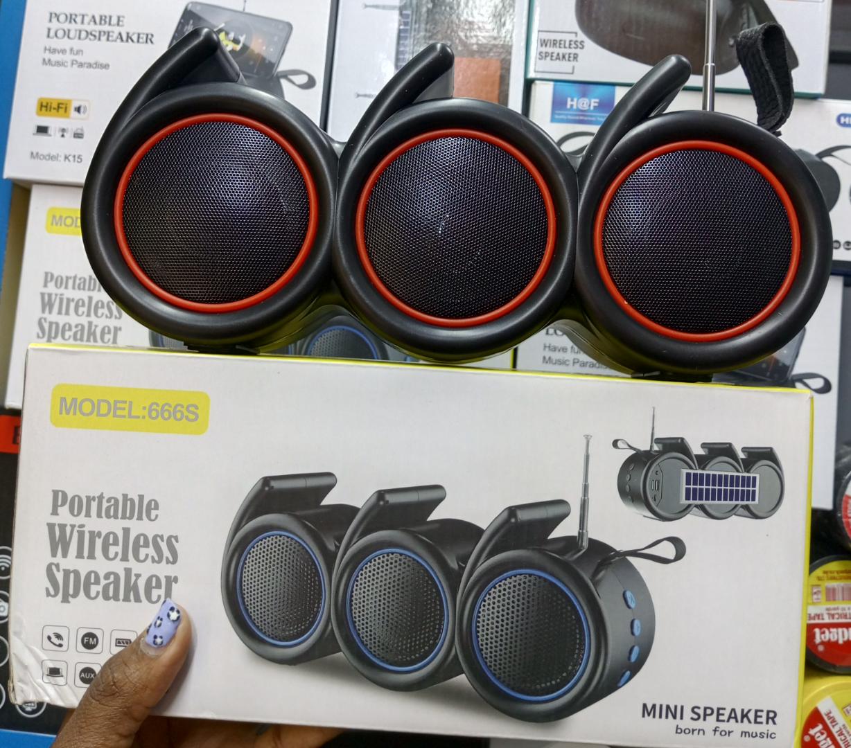 Model 666 portable wireless Bluetooth speaker -fm radio,solar charging ,aux and Tf card support