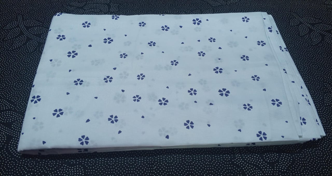 5"6 2pc bedsheets 
200cmx230cm
poly cotton 
Available