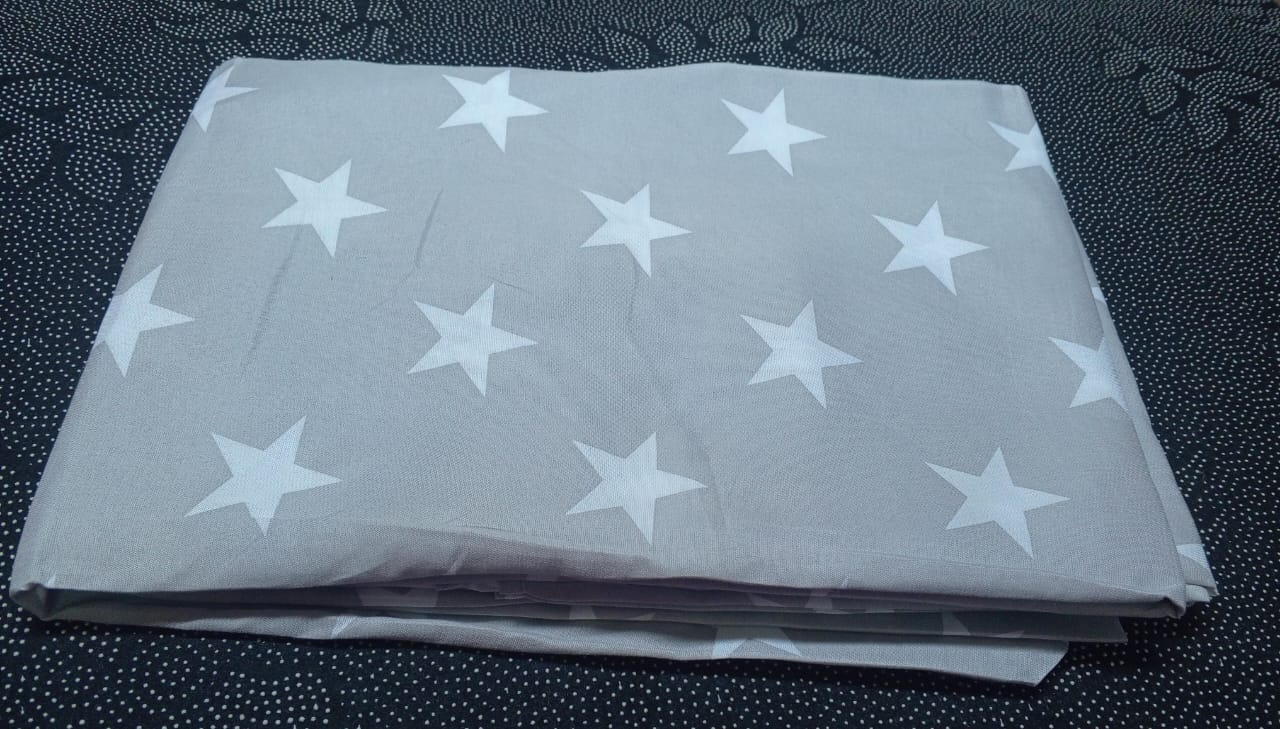 5"6 2pc bedsheets 
200cmx230cm
poly cotton 
Available