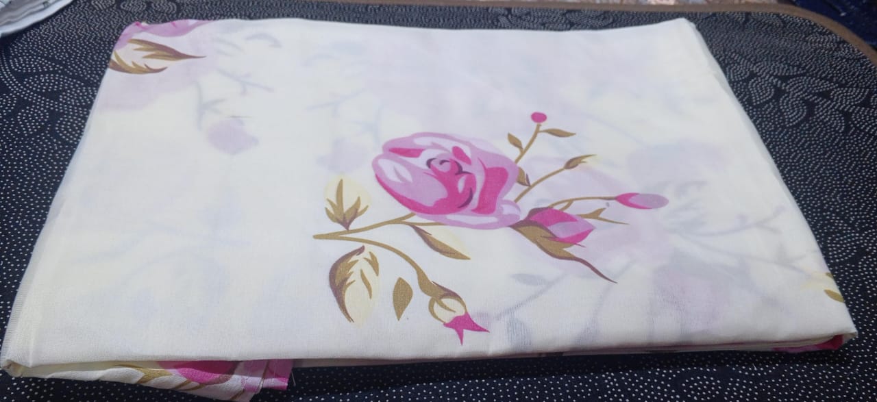 5"6 2pc bedsheets 
200cmx230cm
poly cotton 
Available
