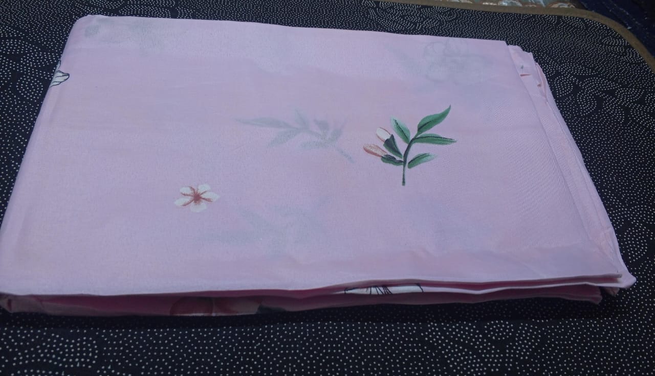5"6 2pc bedsheets 
200cmx230cm
poly cotton 
Available