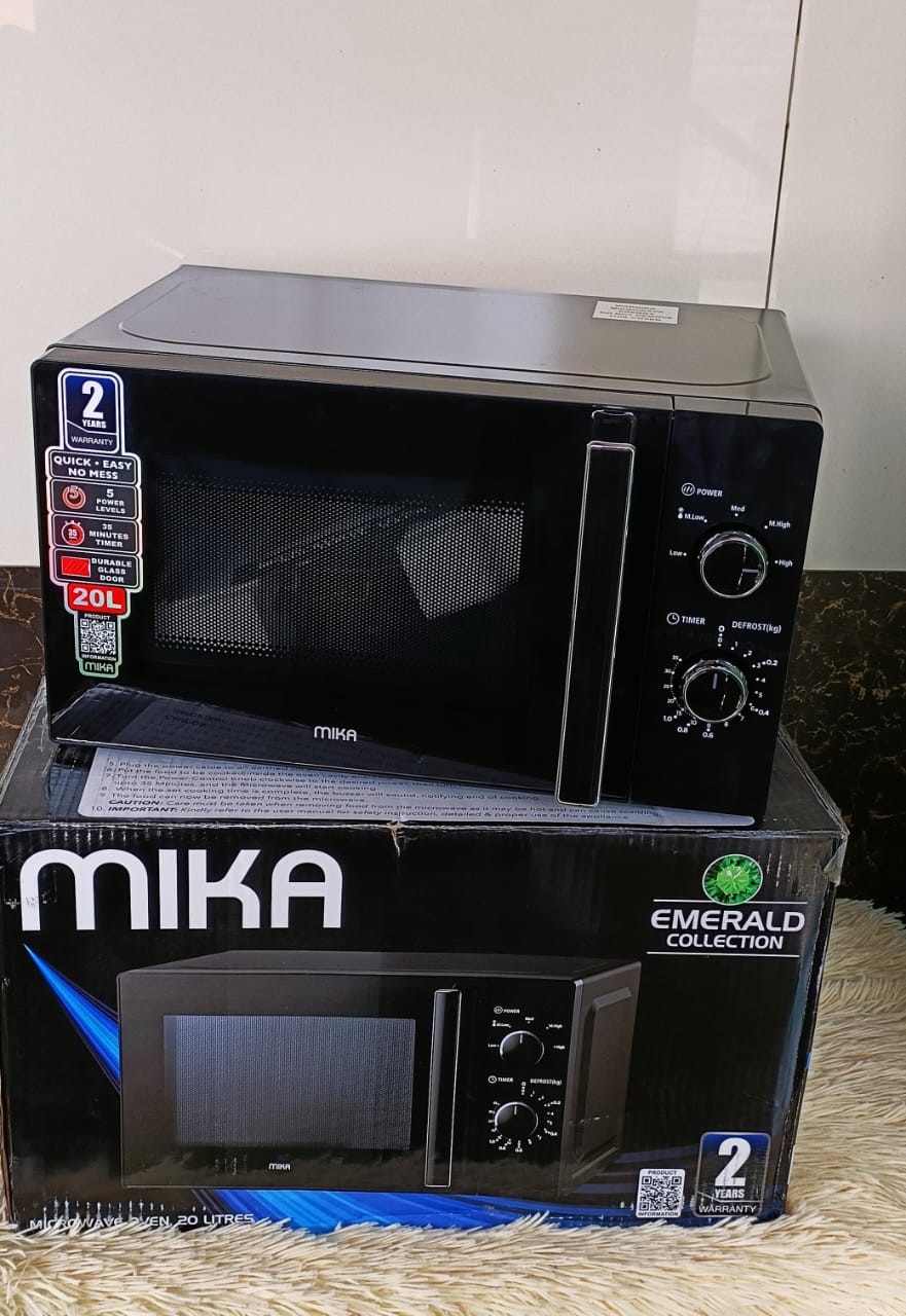Mika Solo Microwave Oven, 20 Litres Capacity, 700wOutput, Featuring Easy-to-Use Manual Dial Controls, 5 Power Levels, and a Defrost Function (Model: MMWMSKH2012B / Black)