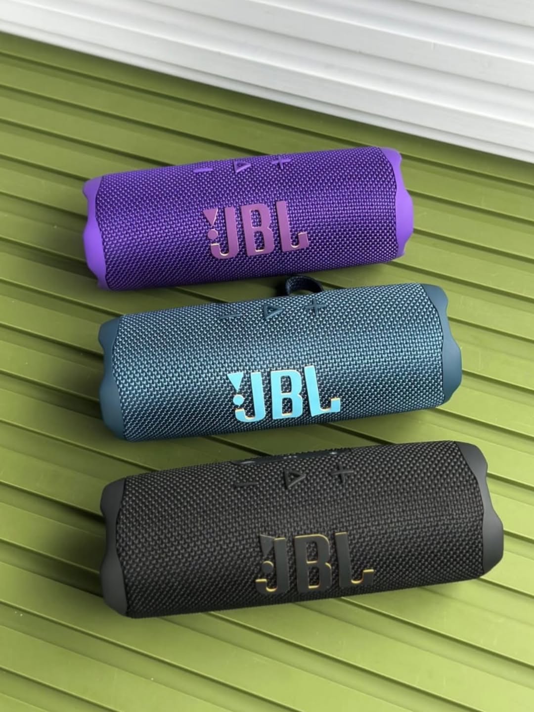 🥳 🎶 🔥 Jbl Flip 7, Wireless Portable Speaker,Deep Punchy Bass, 16 Hrs of Playtime, IP68 Waterproof, Dustproof and Drop-Proof, Pro Sound with AI Boost, Auracast Multi-Speaker Connection🔊 ✅