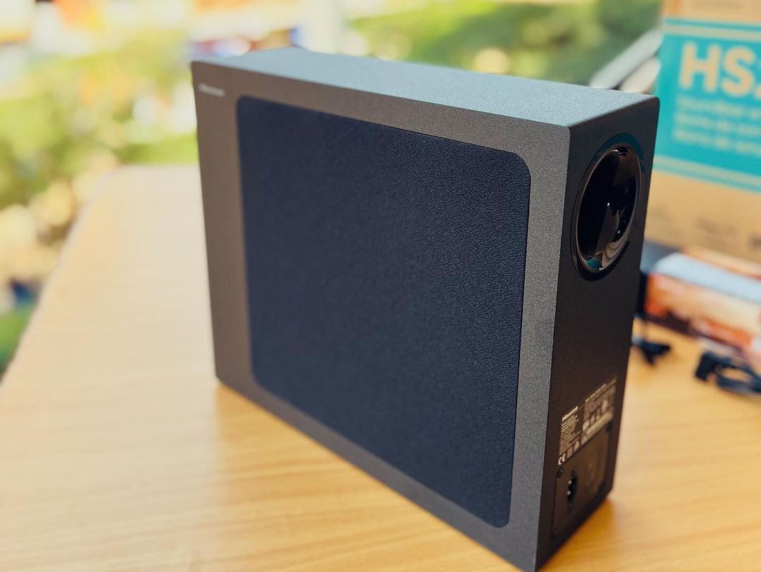 Hisense HS2100,Deep Bass-240W Dolby Digital Audio Home Cinema Soundbar. Deep BASS Sound System with subwoofer POWERFUL 240W SURROUND SOUND ⚡ PREMIUM QUALITY | QUICK DISPATCH ⚡(2YRS WARRANTY)