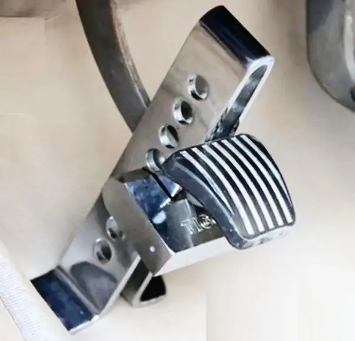 Auto Stainless Steel Pedal Lock - 8 Holes Brake Clutch Anti-Theft Device for Cars and Vehicles - Security Tool With 3 Keys