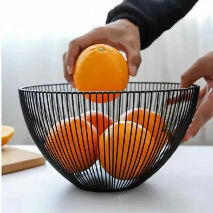 Metal Wire Fruit Basket, Large Round Storage Baskets for Bread, Fruit, Snacks, Candy, Households Items. Fashion Fruit Bowl Decorate Living Room, Kitchen, Countertop (Black)