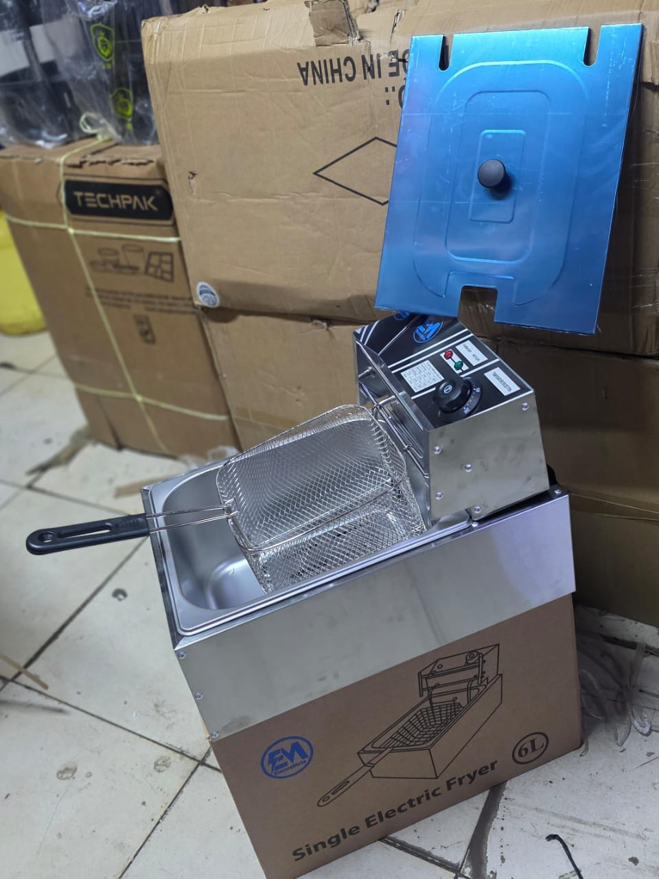 NWEW INN🎀ELETROMATE 6 LITRES STAINLESS STEEL 6L SINGLE TANK Energy Efficient Double Electric Chips /Chicken /MANDAZIS Deep Fryer Machine🤑Stainless steel deep fryer for quick & simple frying
Adjustab