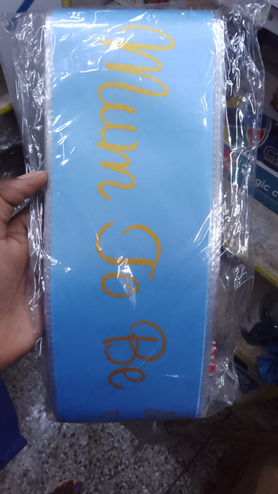 Mom-to-Be Sash – Celebrate Your Glow in Style!
Show off your pregnancy pride with this elegant and comfortable sash. Perfect for baby showers, photoshoots, or special occasions, it adds a charming tou