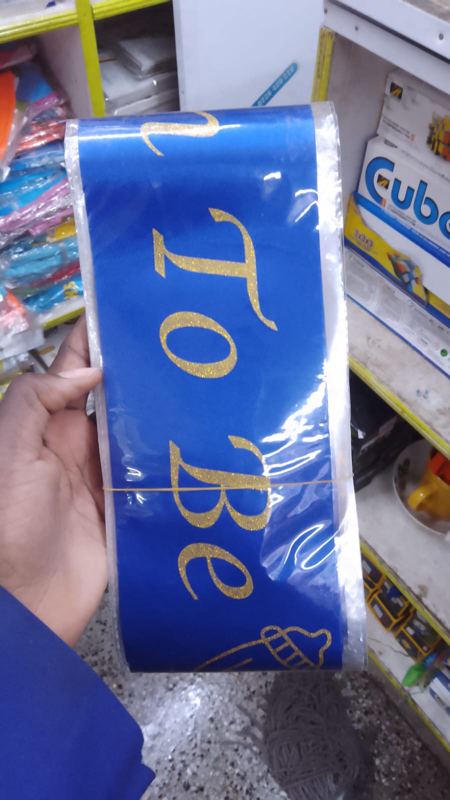 Mom-to-Be Sash – Celebrate Your Glow in Style!
Show off your pregnancy pride with this elegant and comfortable sash. Perfect for baby showers, photoshoots, or special occasions, it adds a charming tou