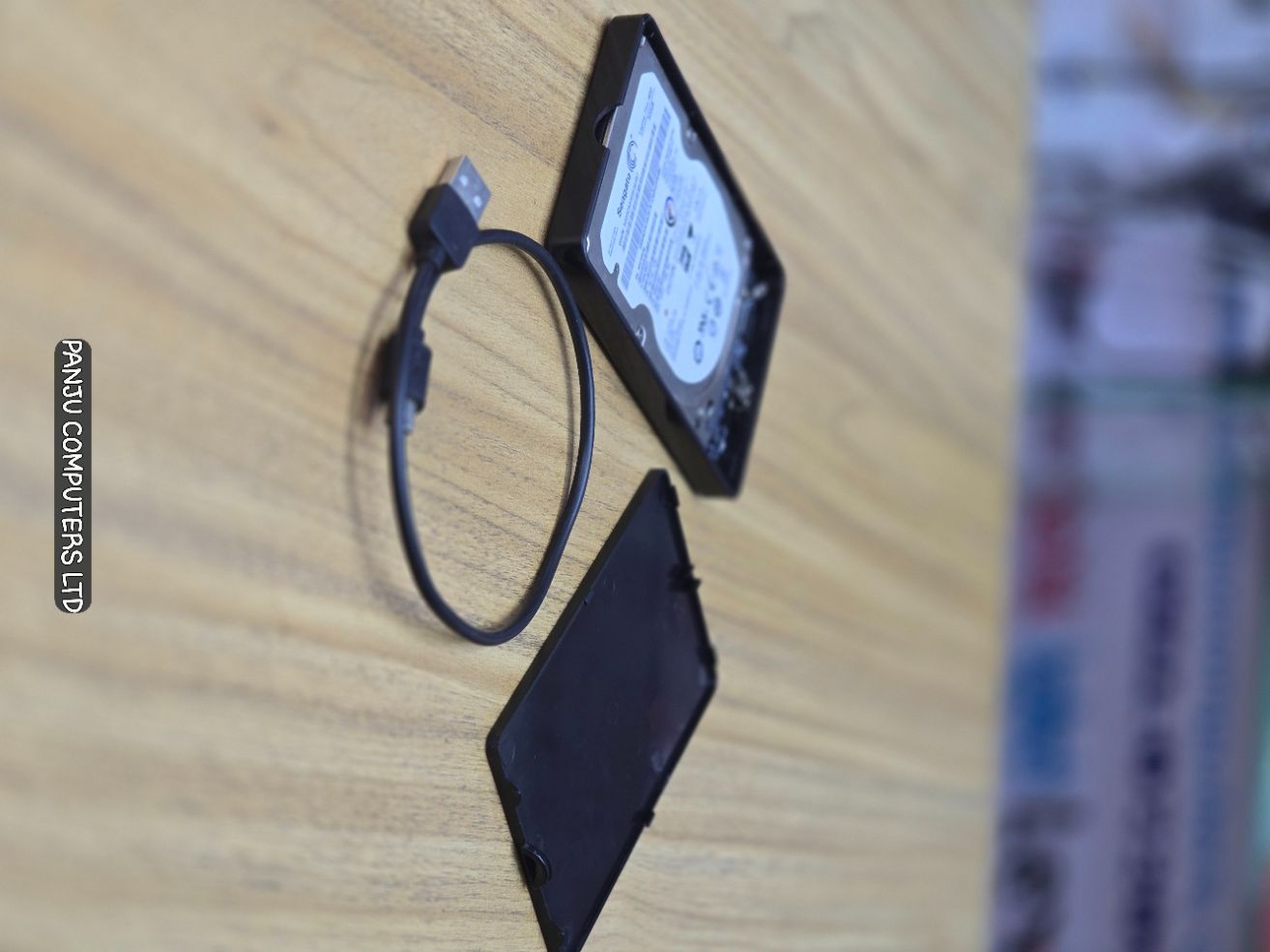 EXTERNAL DRIVE New 2.5inch hdd/ssd casing ,3.0 usb cable casing +500gb hardisk,harddisk external casing compatible with 2.5 inch laptop hdd ,2.5 inch laptop ssd sleek 2.5 inch casing Black ,