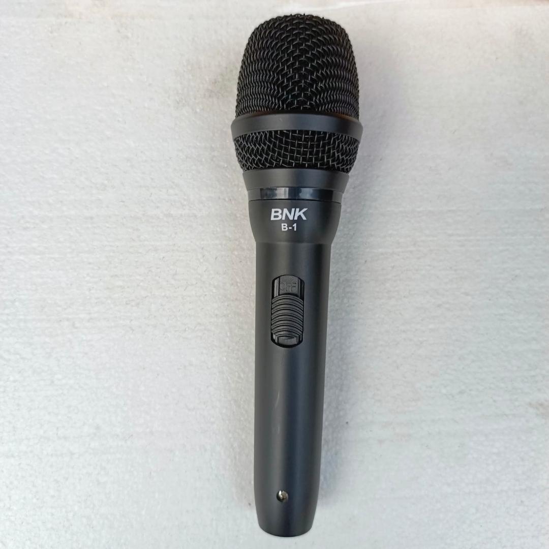 Bnk B1 Professional Wired Microphone