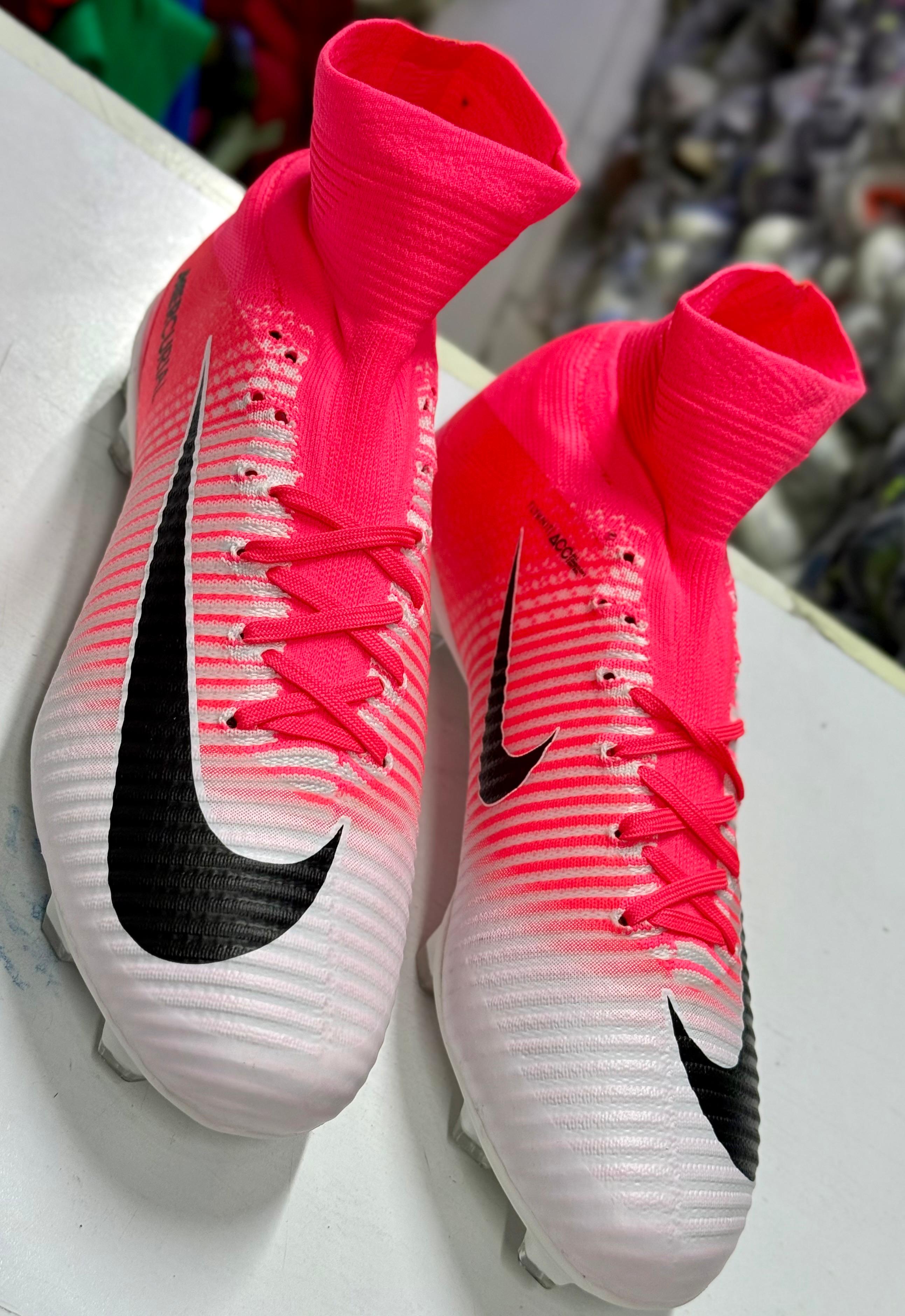 Predator Elite Tongue AG soccer cleats in Lucid Red/Core Black/Ftwr White.