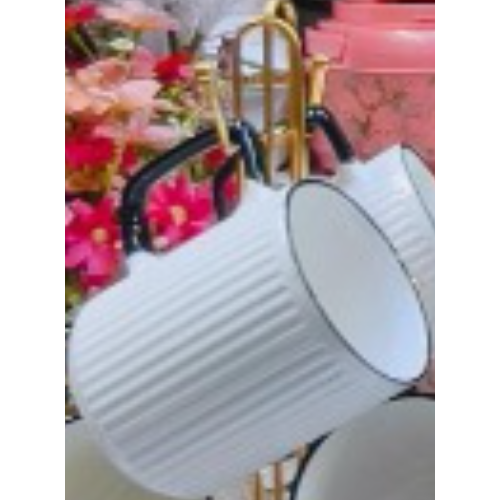 24pcs Japanese  dinner set 
▪️6 Big plates
▪️6 Side plates 
▪️6 bowls 
▪️6 mugs