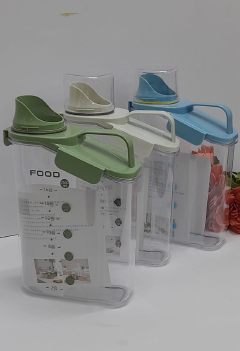 High quality Acrylic Airtight cereal container now available

Capacity..
✅2500ml 

✅Colours Available 
WHITE Lid
BLUE  Lid