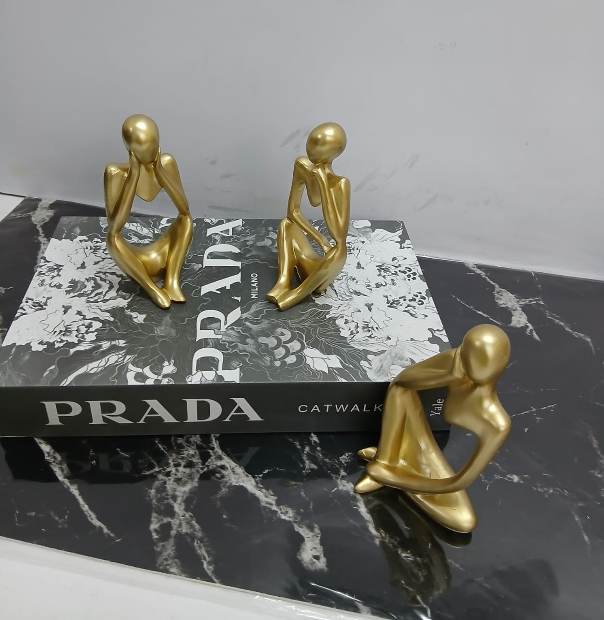 Thinker man statues. Gold color available. 1piece Thinker Man Statue Modern Art Showpiece Sculpture Decoration for Home Office Table Desk Bookshelf Decor