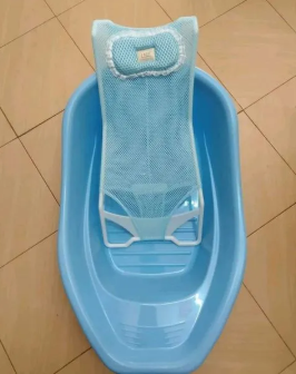 Newborn Baby Bath Seat Support / Shower Mesh Bathing Cradle – Adjustable, Non-Slip, Comfortable Infant Bath Net for Tub, Safe Baby Shower Bed with Head & Back Suppo