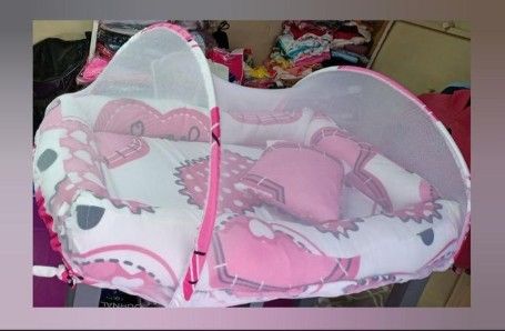 Baby Nest Co-sleeper With Removable Mosquito Net & Head Pillow | Soft Portable Baby Bed | Newborn Sleeping Nest | Infant Lounger for Travel & Home – Washable & Comfortable