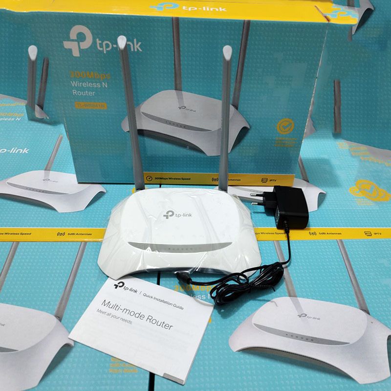TP-Link TL-WR840N Wireless N300 Wi-Fi Router – 300Mbps High-Speed Internet, 2×5dBi Antennas, 3 LAN + 1 WAN Port, Strong Signal, Wide Coverage, Ideal for Home & Office
