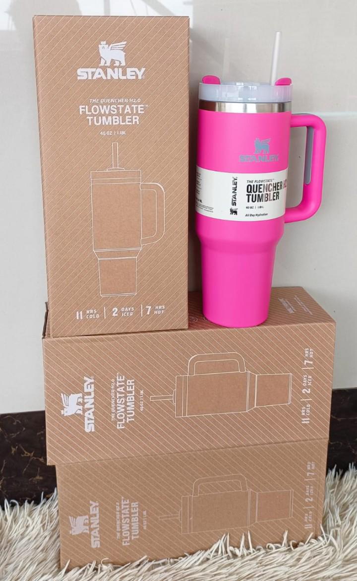 ORIGINAL Quality Stanley cup serves a thermos keeps hot Upto 8 hours Thermos cup Keeps hot and Cold Quality and convenient for Work, Office and chilling. Perfect for coffee, Tea and all your Beverages