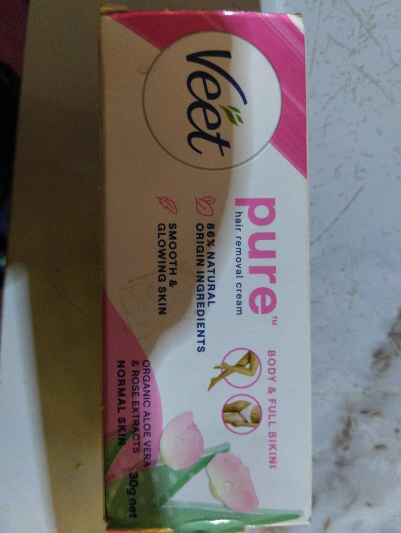 Veet pure hair removal cream.86%natural origin ingredients.Smooth &glowing skin.Body &Full body bikini