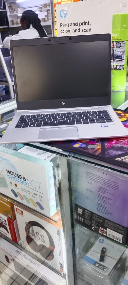 GRADE A EX UK HP ELITE BOOK 830 G6 INTEL COI5 8TH GENERATION 8 GB RAM 256 SSD 1.9 GHZ-3.0 GHZ 13.3 INCH WITH 6MONTHS WARRANTY