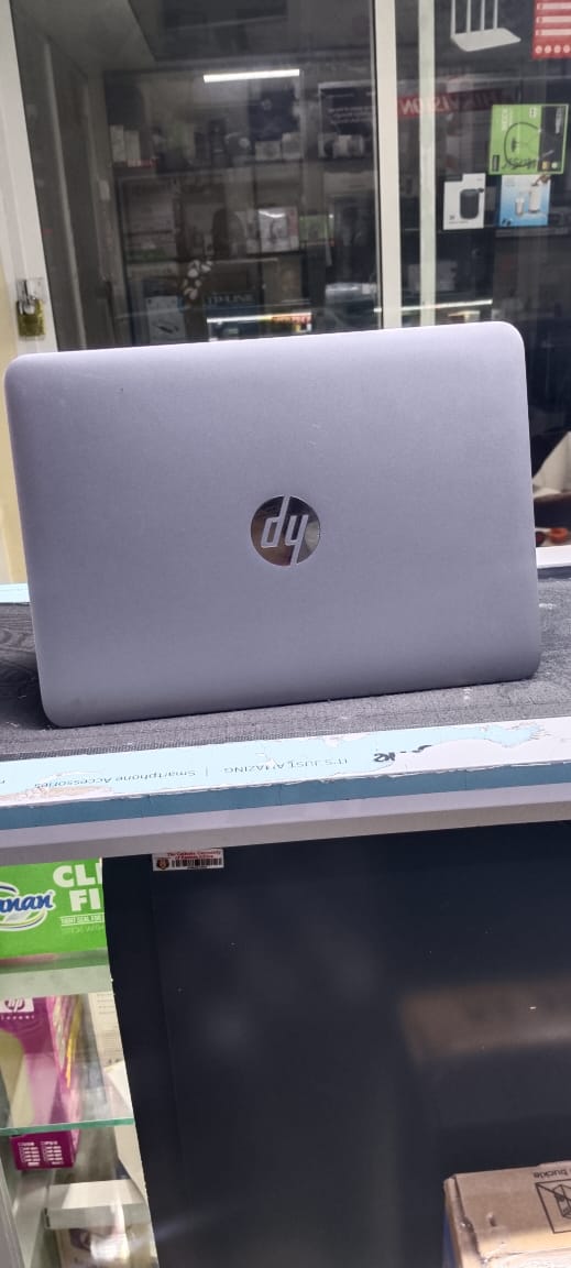 GRADE A EX UK HP ELITEBOOK 820 G4 INTEL CORE I5 WITH A SPEED OF 2.60 GHZ WITH 8GB RAM 256 SSD 14 INCH DISPLAY WITH 6 MONTH WARRANTY WINDOWS 11 PRO 7TH GENERATION WINDOWS 11 PRO