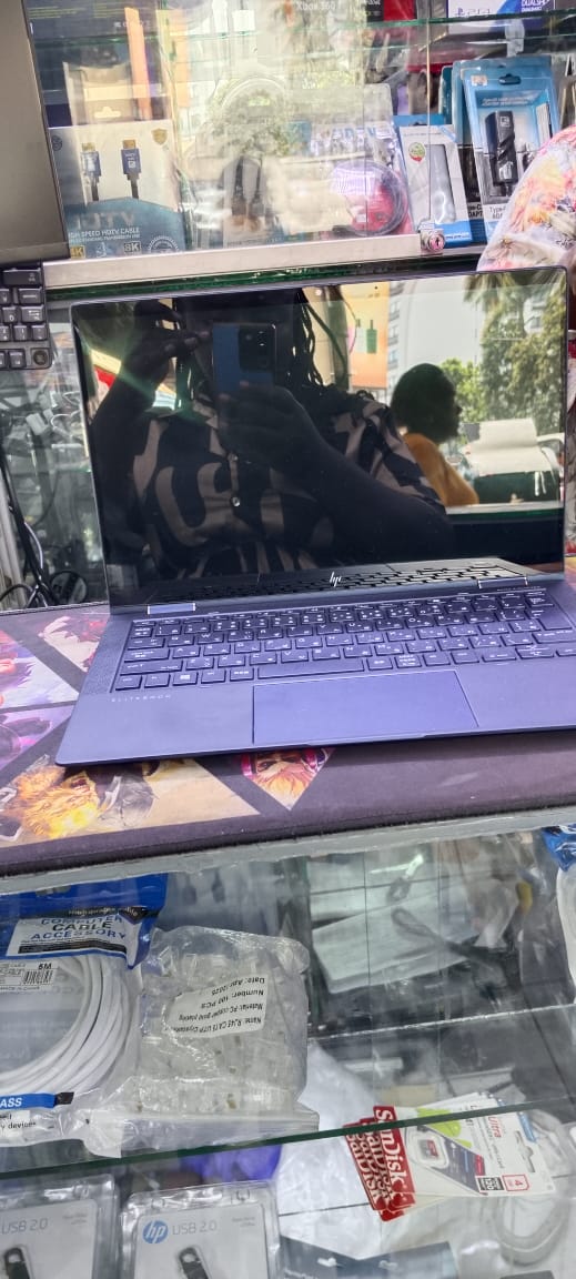 GRADE A EX UK HP ELITE DRAGONFLY INTEL COI5  8TH GENERATION X360 1.6 GHZ 8GB RAM 256 SSD WINDOWS 11 PRO WITH 6 MONTHS WARRANTY