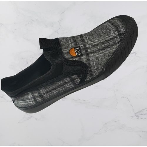 Checked mens rubber shoe