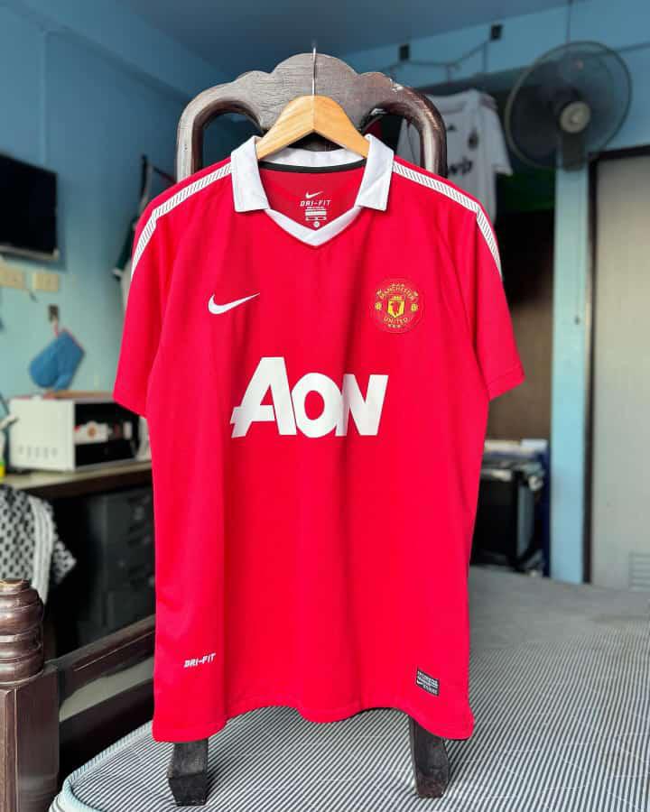 📛 Old School Retro Football Kits – Classic Vintage Soccer Jerseys for True Fans ⚽