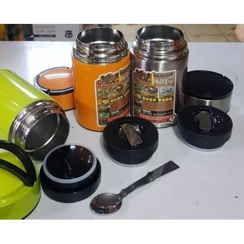 800ml Food flask with foldable spoon An 800ml food flask with a foldable spoon is a convenient and portable container designed to keep meals hot or cold for extended periods.