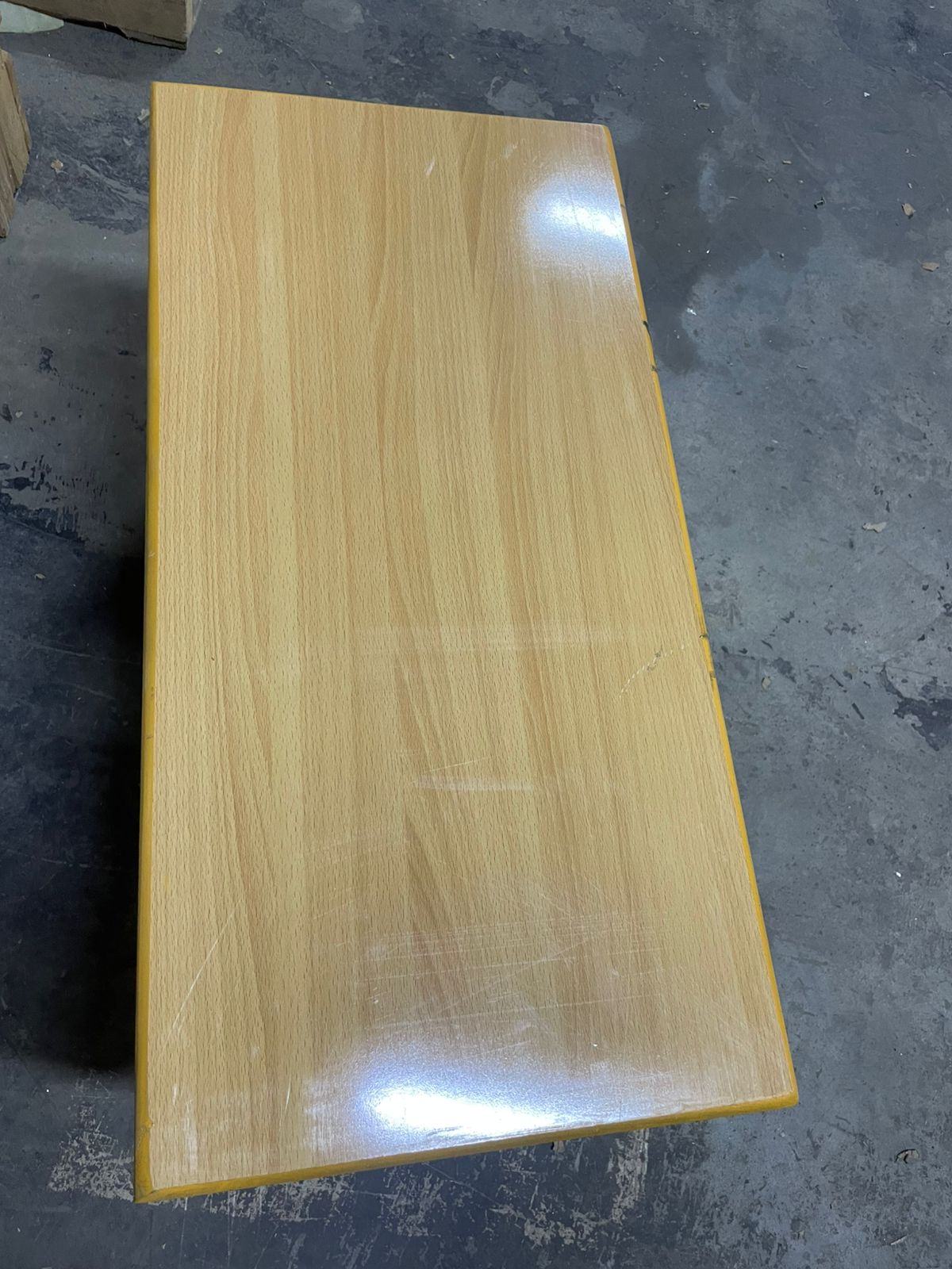 New Design Modern stylish rectangular design wooden  coffee table with storage for living room, fashionable appealing finish as picture