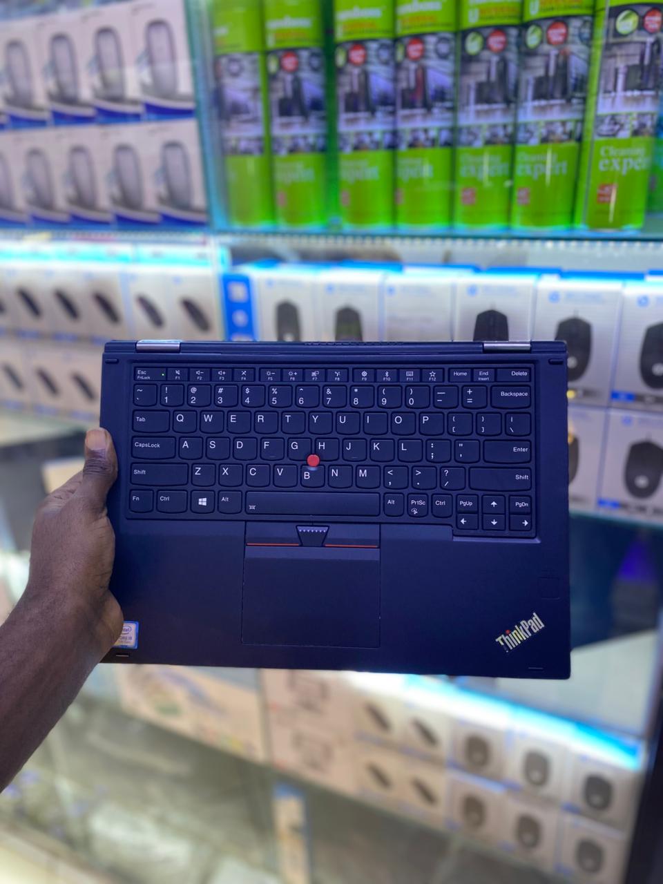 Lenovo ThinkPad Yoga X370 Intel Core i5-7200U CPU@ 2.50GHz, 2712 MHz, 2 Core(s), 4 Logical Processor Touch Screen X360 Convertible laptop Refurbished Laptops 8GBRAM & 256GB SSD Storage with Stylus pen