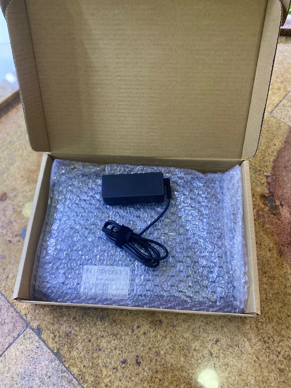 A Boxed Refurbished Grade A++ Laptops
LENOVO_MT_20NY_BU_Think_FM_ThinkPad T490s Intel(R) Core(TM) i7-8665U CPU @ 1.90GHz, 2112 Mhz, 4 Core(s), 8 Logical Processor 16GB RAM & 512 GB SSD Storage