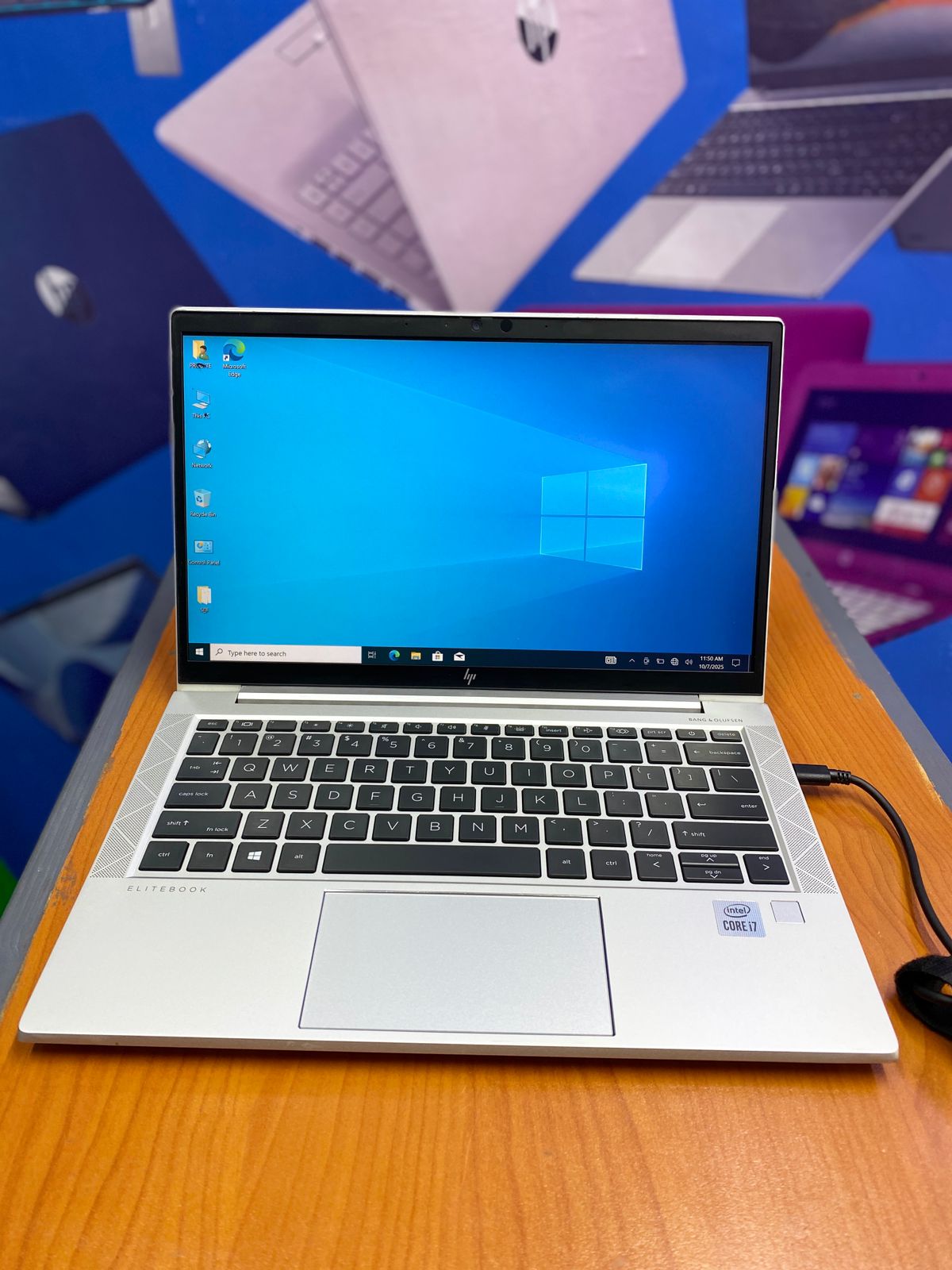 Hp EliteBook 830 G7 Intel Core i7 10th generation Touch Screen Refurbished Laptop 13.3 inches Screen FHD With backlight and fingerprint sensor 16GB RAM & 512 GB SSD Storage BANG & Olufsen Speaker