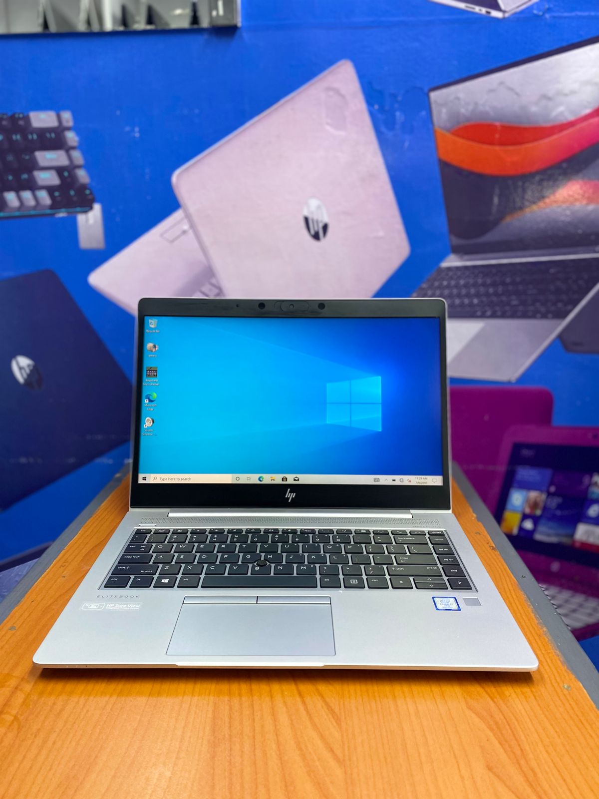 Hp Elite Book 840 G6 Inte Core i7 8th generation Refurbished Laptop Touch Screen 14 INCHES SCREEN WITH 16GB RAM & 512 GB SSD STORAGE WITH BANG & OLUFSEN SPEAKER WITH BACKLIGHT KEYBOARD