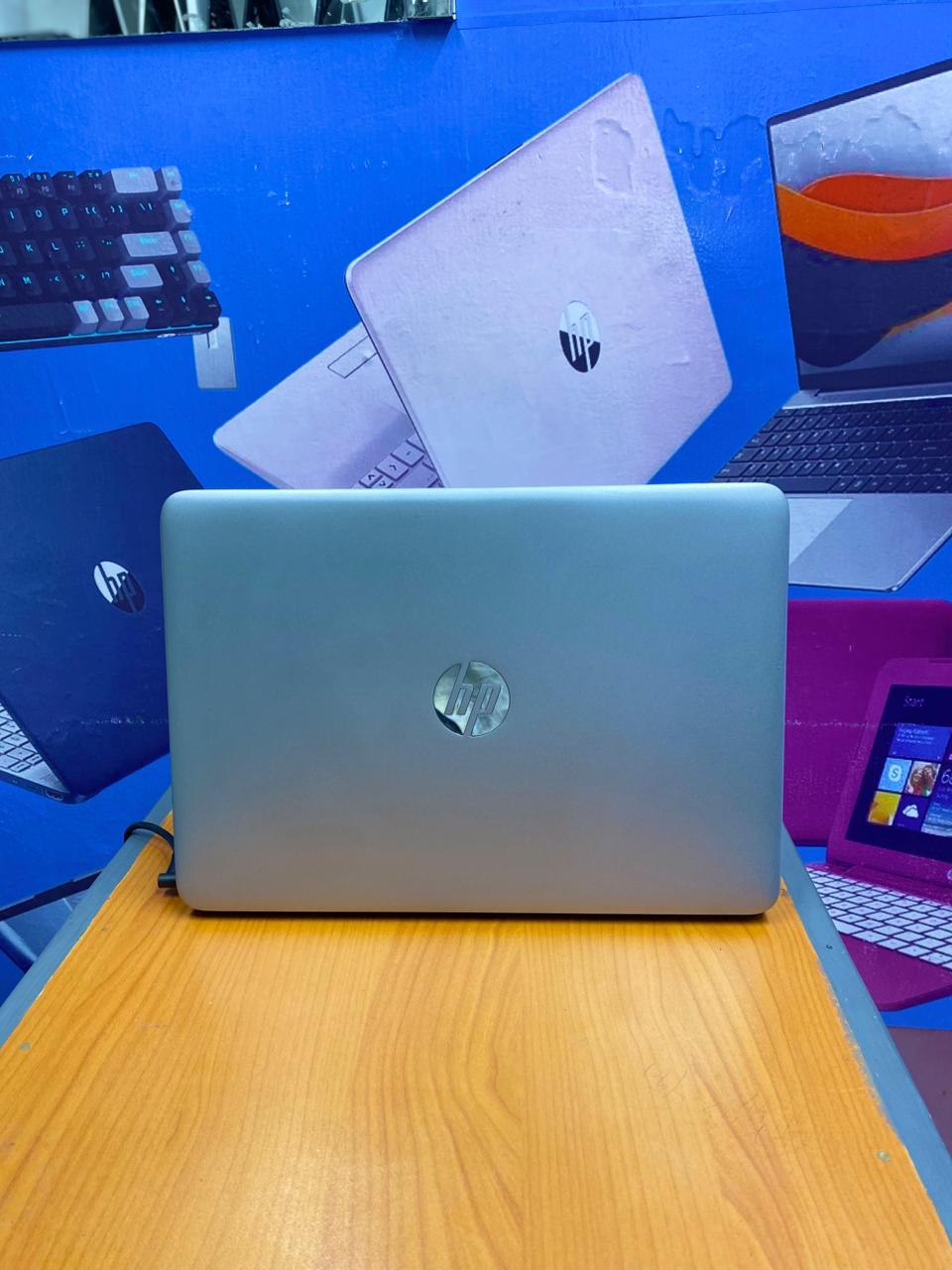 HP ELITEBOOK 840 G3 INTEL CORE I5 6TH GENERATION REFURBISHED LAPTOP 14 INCH SCREEEN SIZE 8GB RAM AND 256GB SSD STORAGE WITH BACKLIGTH KEYBOARD