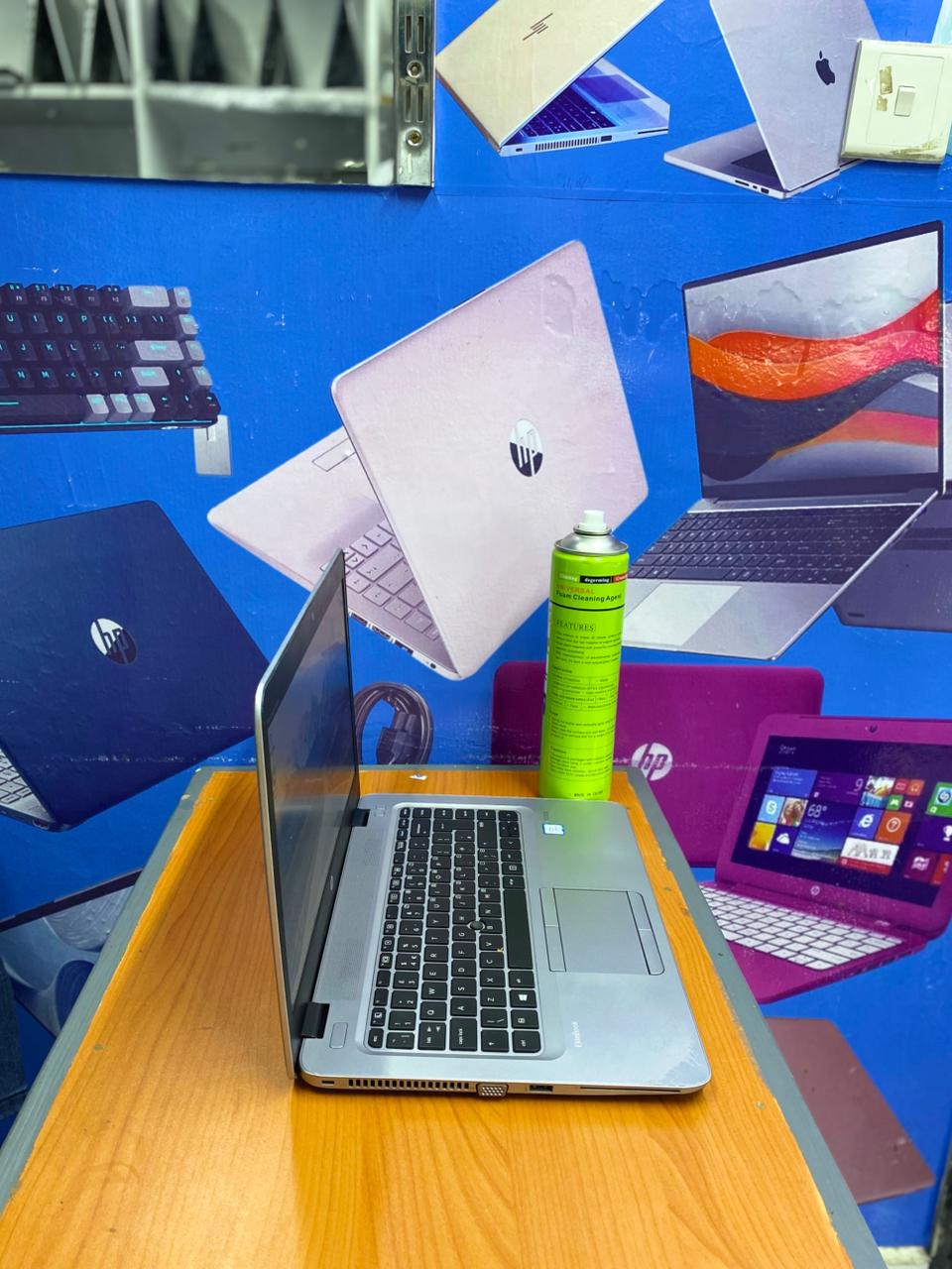 HP ELITEBOOK 840 G4 INTEL CORE I5 7TH GENERATION 14 INCHES SCREEN FHD DISPLAY REFURBISHED LAPTOP 8GB RAM & 256 GB SSD STORAGE WITH BACKLIGHT KEYBOARD (CORES: 2 & LOGICAL PROCESSOR: 4)