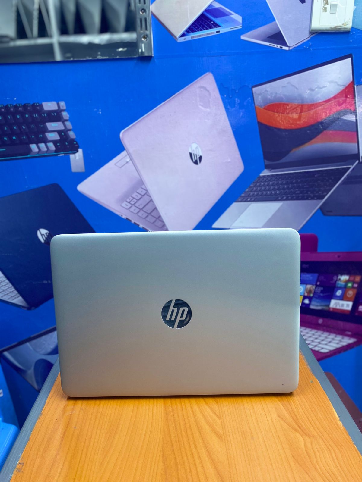 HP ELITEBOOK 840 G3 INTEL CORE I7 6TH GENERATION 14 INCHES SCREEN REFURBISHED LAPTOP 8GB RAM & 256GB SSD STORAGE BACKLIGHT KEYBOARD (WINDOWS 11 + OFFICE 2O24)