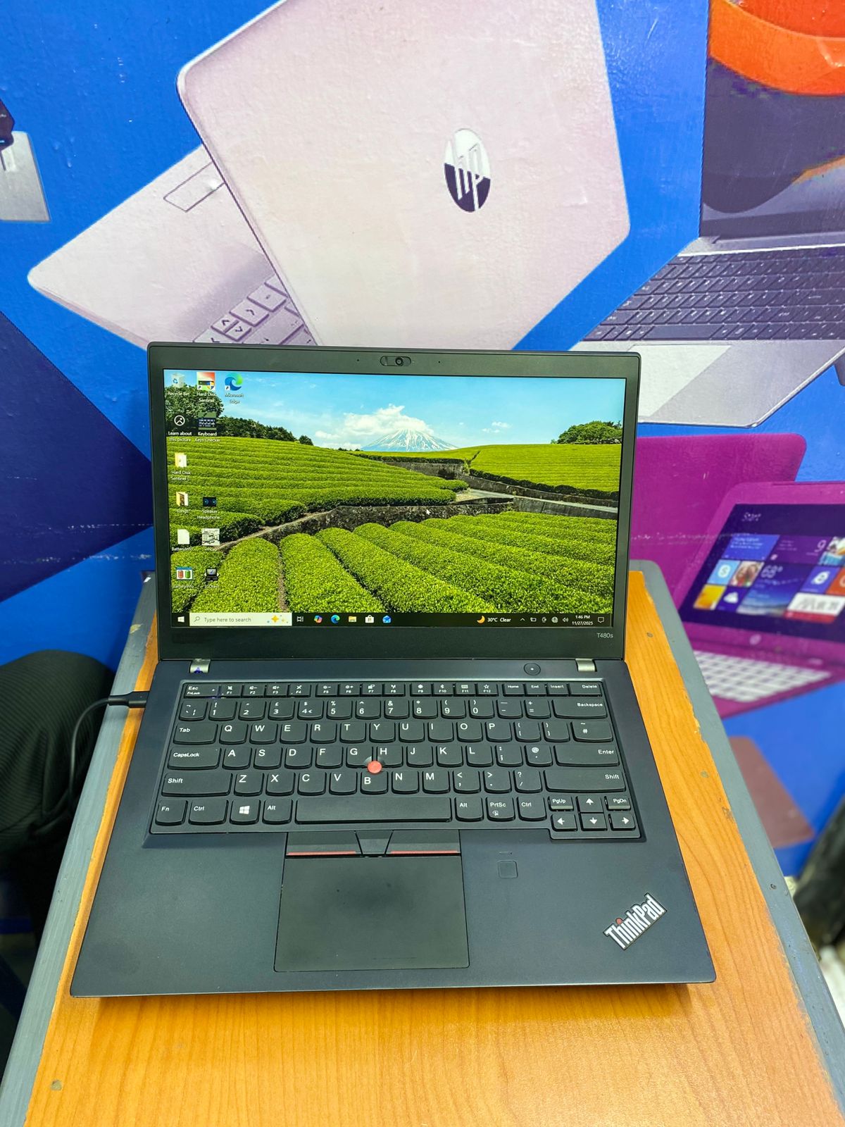 LENOVO THINKPAD T470S INTEL CORE I5 7TH GENERATION REFURBISHED TOUCH SCREEN LAPTOP WITH 8GB RAM & 256 GB SSD STORAGE WITH BACKLIGHT KEYBOARD AND FINGERPRINT SENSOR