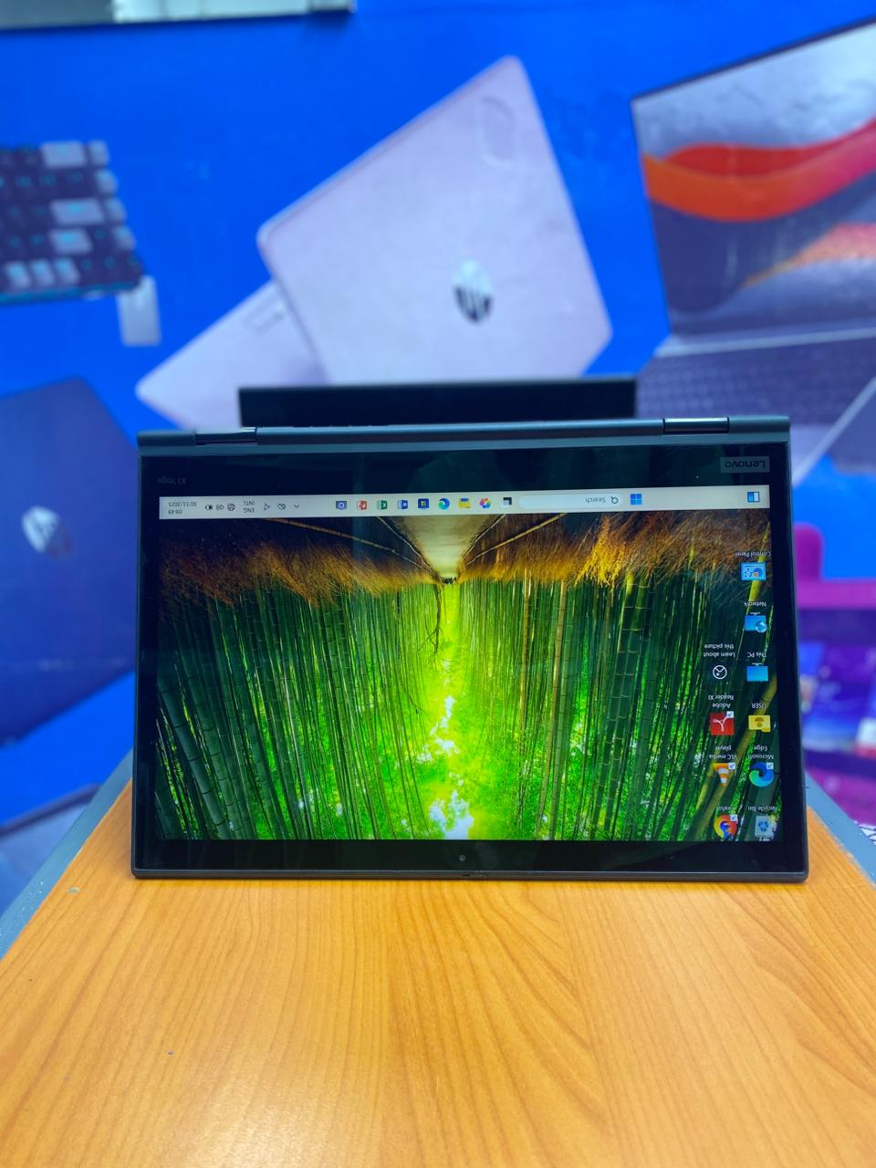 LENOVO THINKPAD X1 YOGA INTEL CORE I7 8TH GENERATION TOUCH SCREEN X360 WITH STYLUS PEN REFURBISHED LAPTOP 16 GB RAM & 512 GB SSD STORAGE WITH BACKLIGHT KEYBOARD AND FINGERPRINT SENSOR