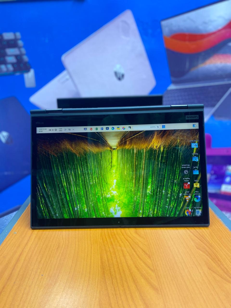 LENOVO THINKPAD X1 YOGA INTEL CORE I7 8TH GENERATION TOUCH SCREEN X360 WITH STYLUS PEN REFURBISHED LAPTOP 16 GB RAM & 512 GB SSD STORAGE WITH BACKLIGHT KEYBOARD AND FINGERPRINT SENSOR