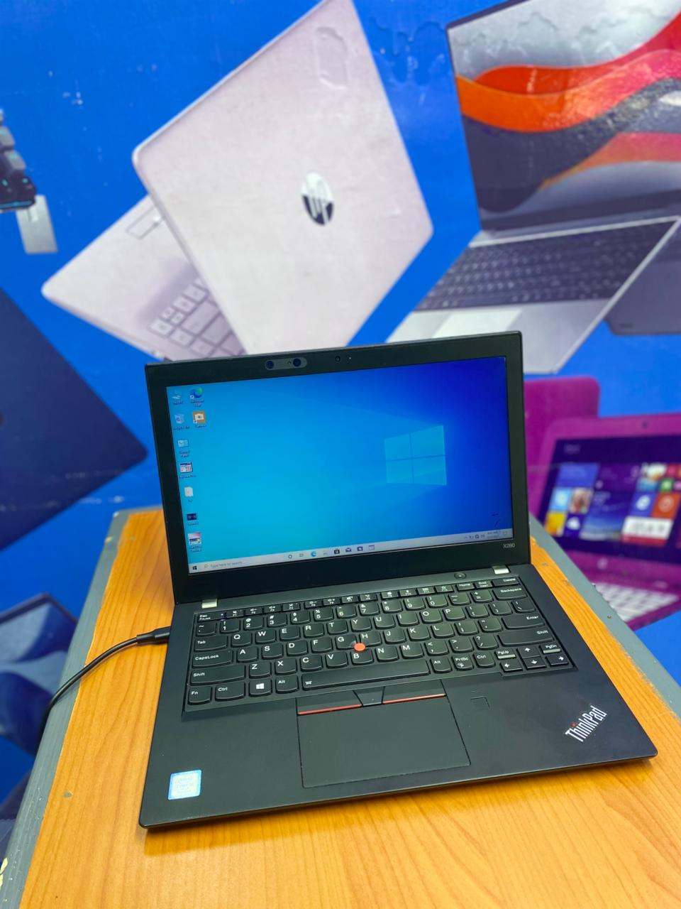 LENOVO THINKPAD X280 INTEL CORE I5 8TH GENERATION REFURBISHED LAPTOP 8GB RAM & 256 GB SSD STORAGE BACKLIGHT KEYBOARD AND FINGERPRINT SENSOR