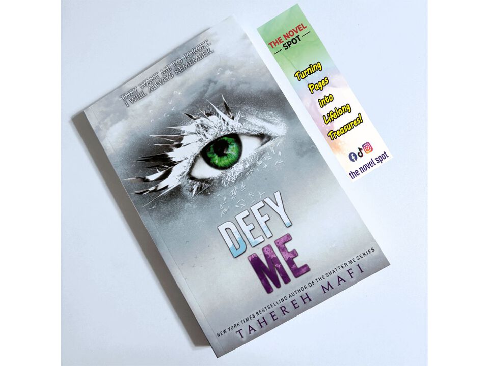 (free bookmark)
Defy Me
Book by Tahereh Mafi