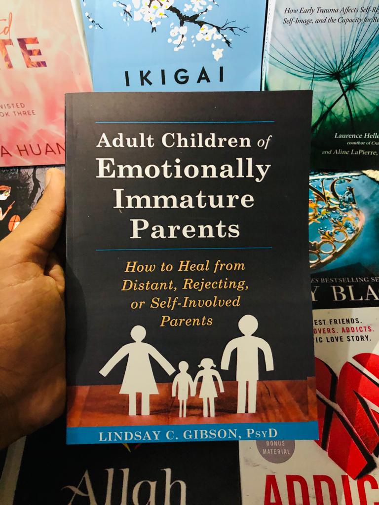 Adult Children of Emotionally Immature Parents: How to Heal from Distant, Rejecting, Or Self-Involved Parents
Book by Lindsay Gibson